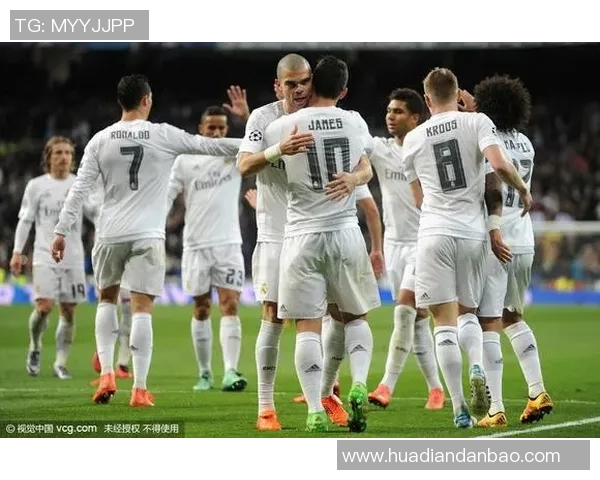 巴黎对阵皇马的精彩对决分析与球迷热议汇总 巴黎对阵皇马的精彩对决分析与球迷热议汇总