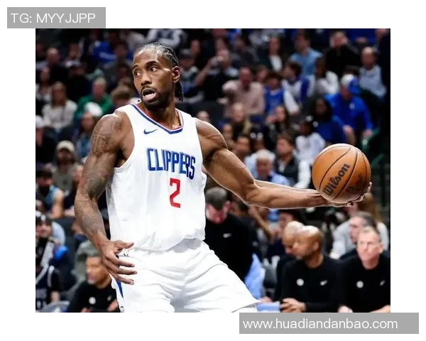 快船因莱昂纳德轮休遭联盟警告引发球迷热议与争论 快船因莱昂纳德轮休遭联盟警告引发球迷热议与争论